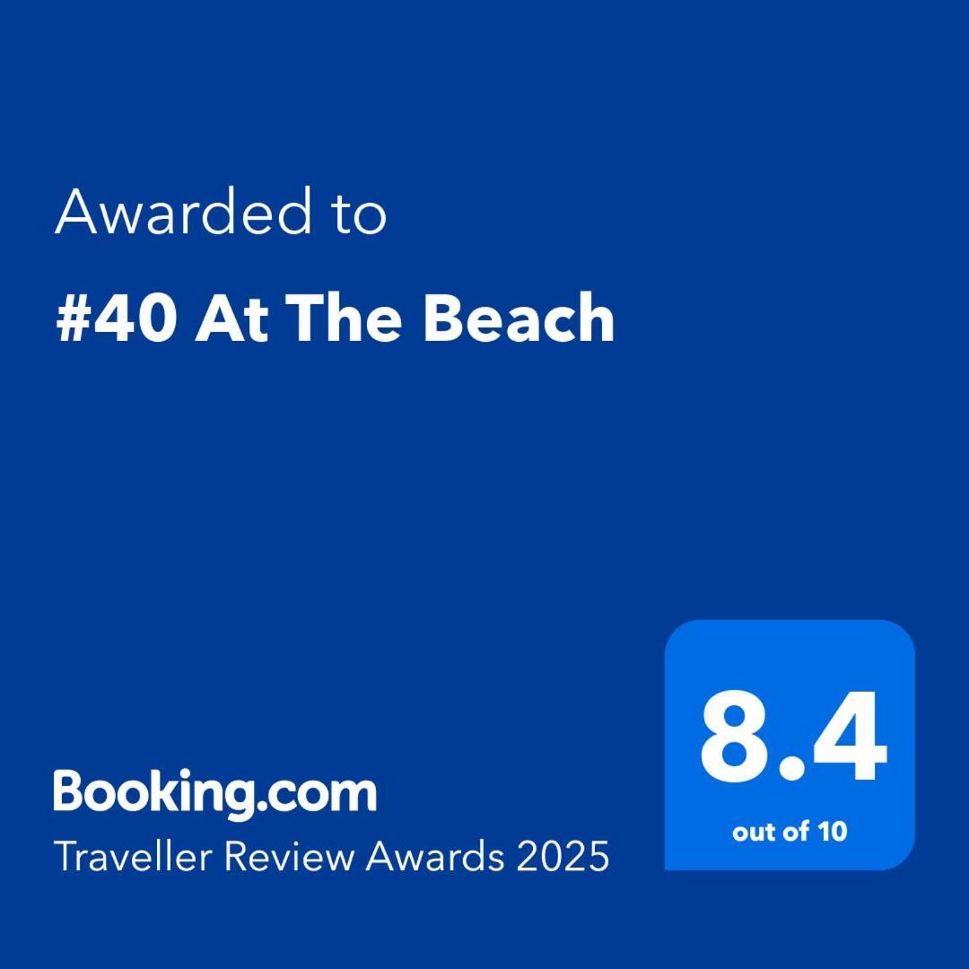 #40 At The Beach Waitarere エクステリア 写真